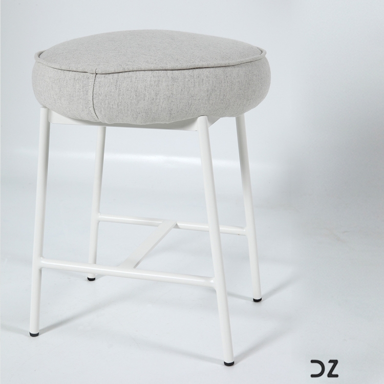 Banqueta Macaron 50cm Branca em Tecido 1A80