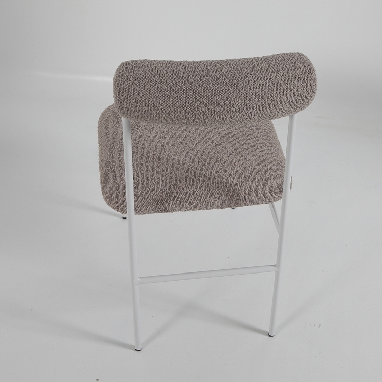 Cadeira Oliva Branca em Tecido Boucle